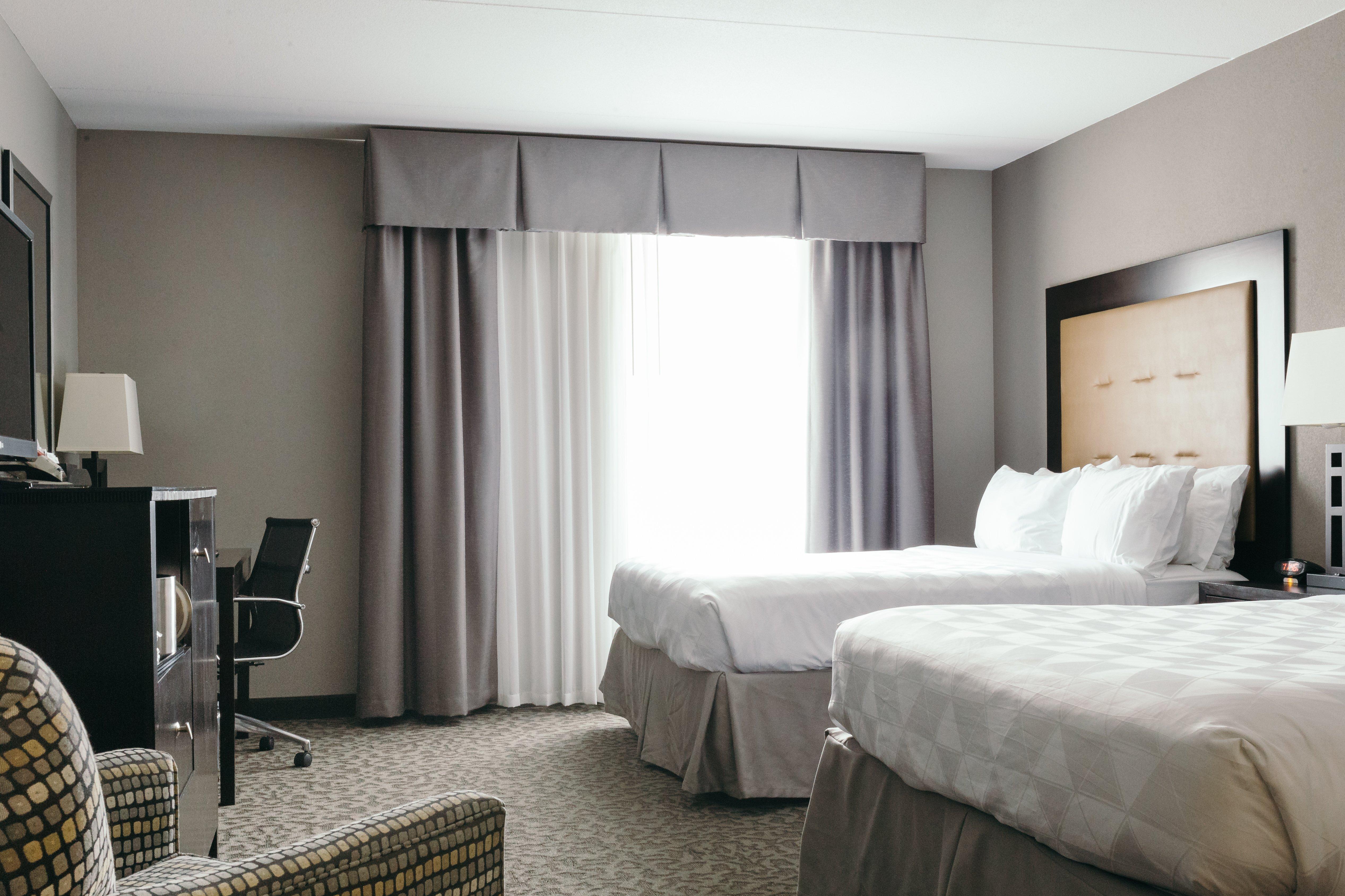 Holiday Inn And Suites East Peoria By Ihg Exterior foto
